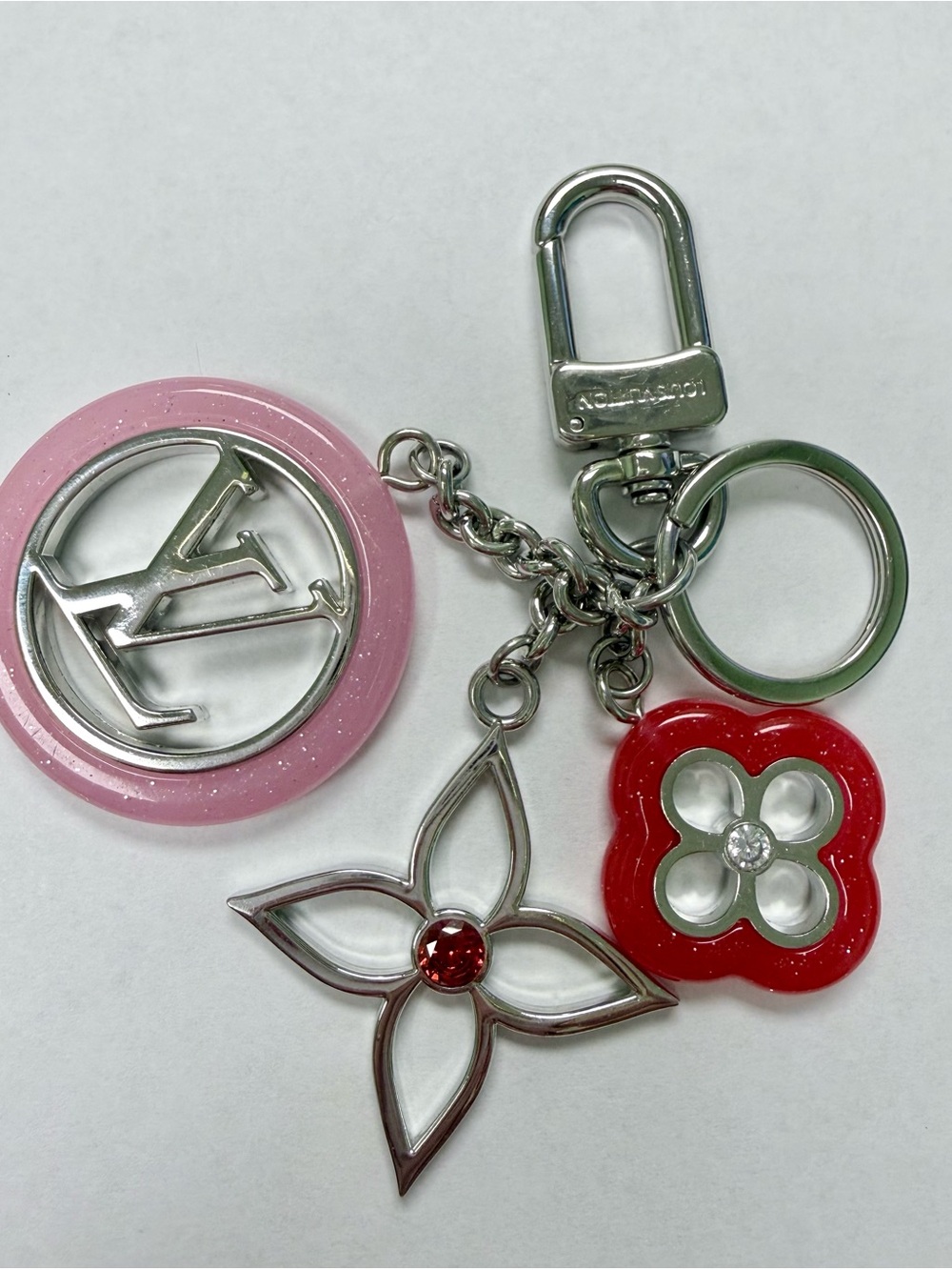 Louis Vuitton Fleur de Monogram Key Holder & Bag Charm - Silver/Pink/Red - Picture 2 of 7